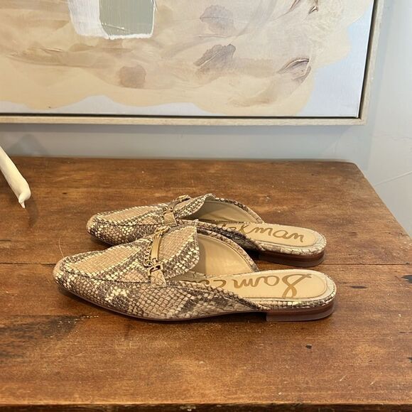 Sam Edelman Slide - Picture 2 of 6